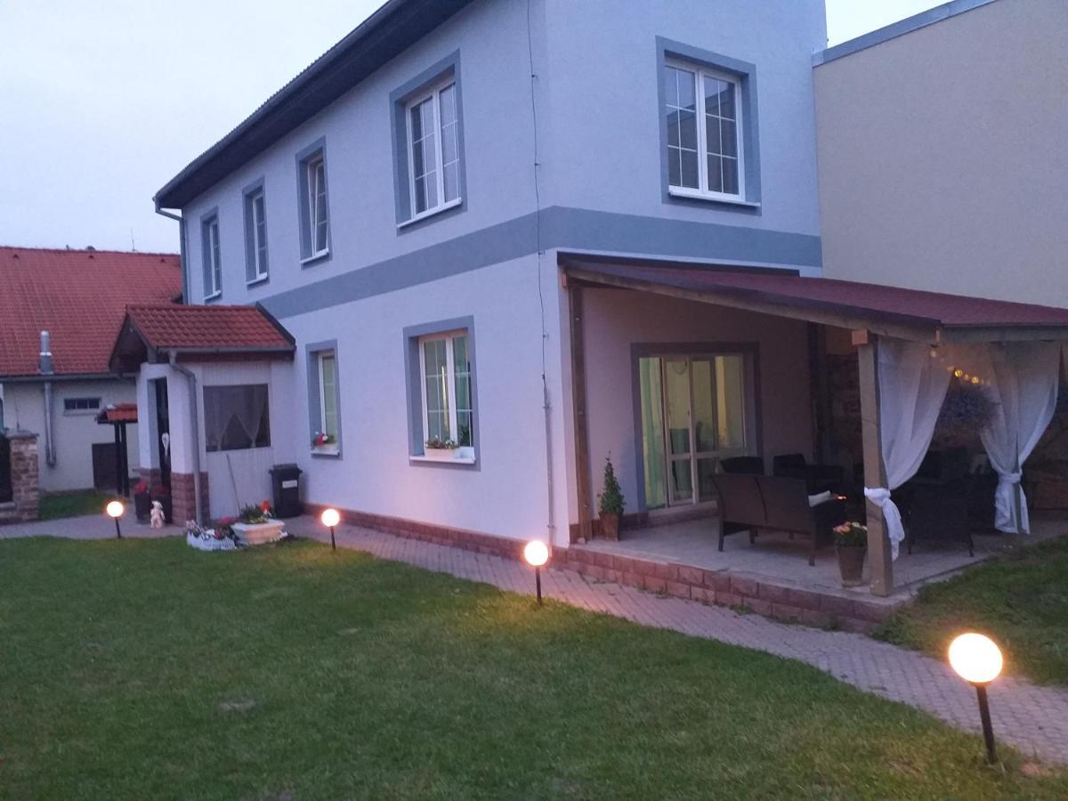Monato Bed and Breakfast Poprad Eksteriør billede